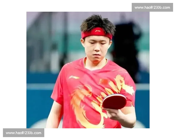 王楚钦的 “眼神杀”：训完球拍，再训自己